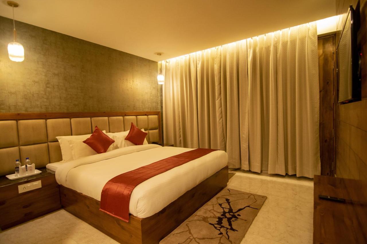 Golden Fern Resort Shimla Extérieur photo
