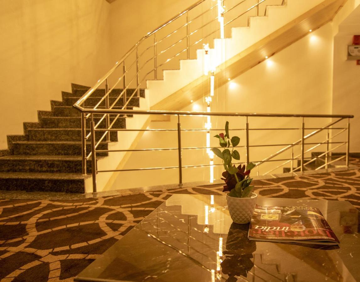 Golden Fern Resort Shimla Extérieur photo