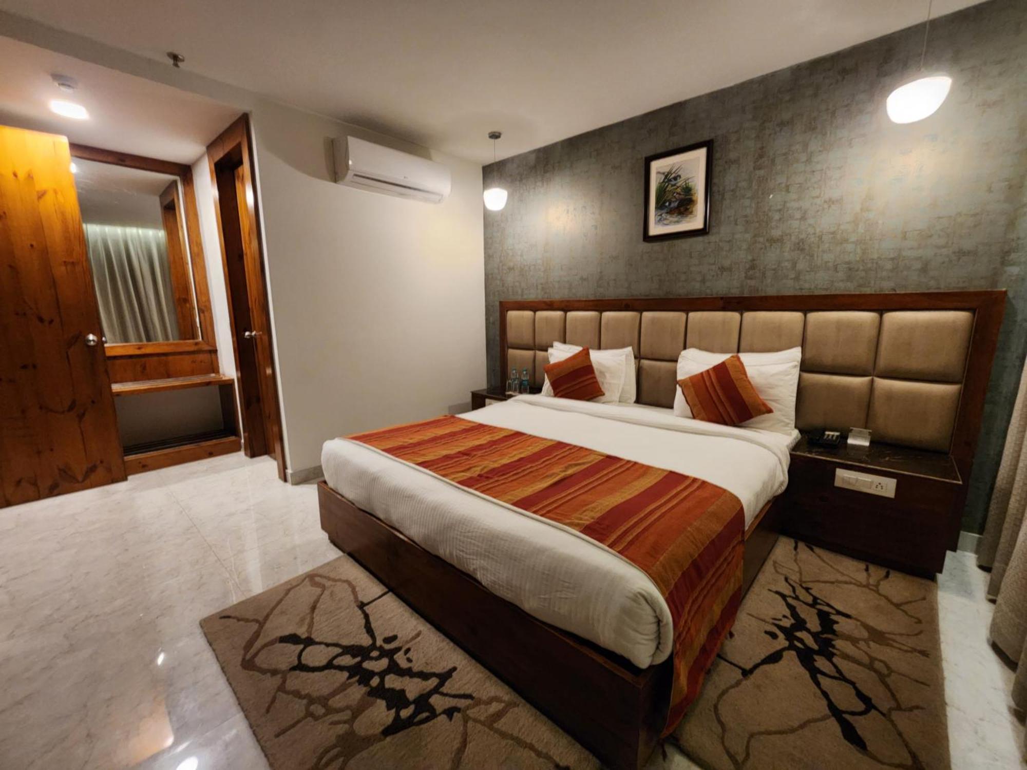 Golden Fern Resort Shimla Extérieur photo