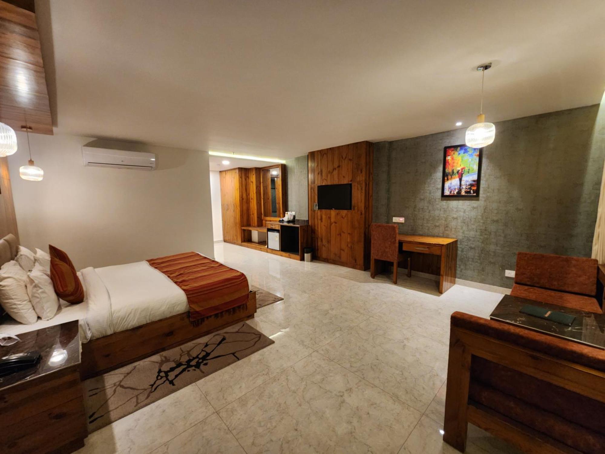 Golden Fern Resort Shimla Extérieur photo