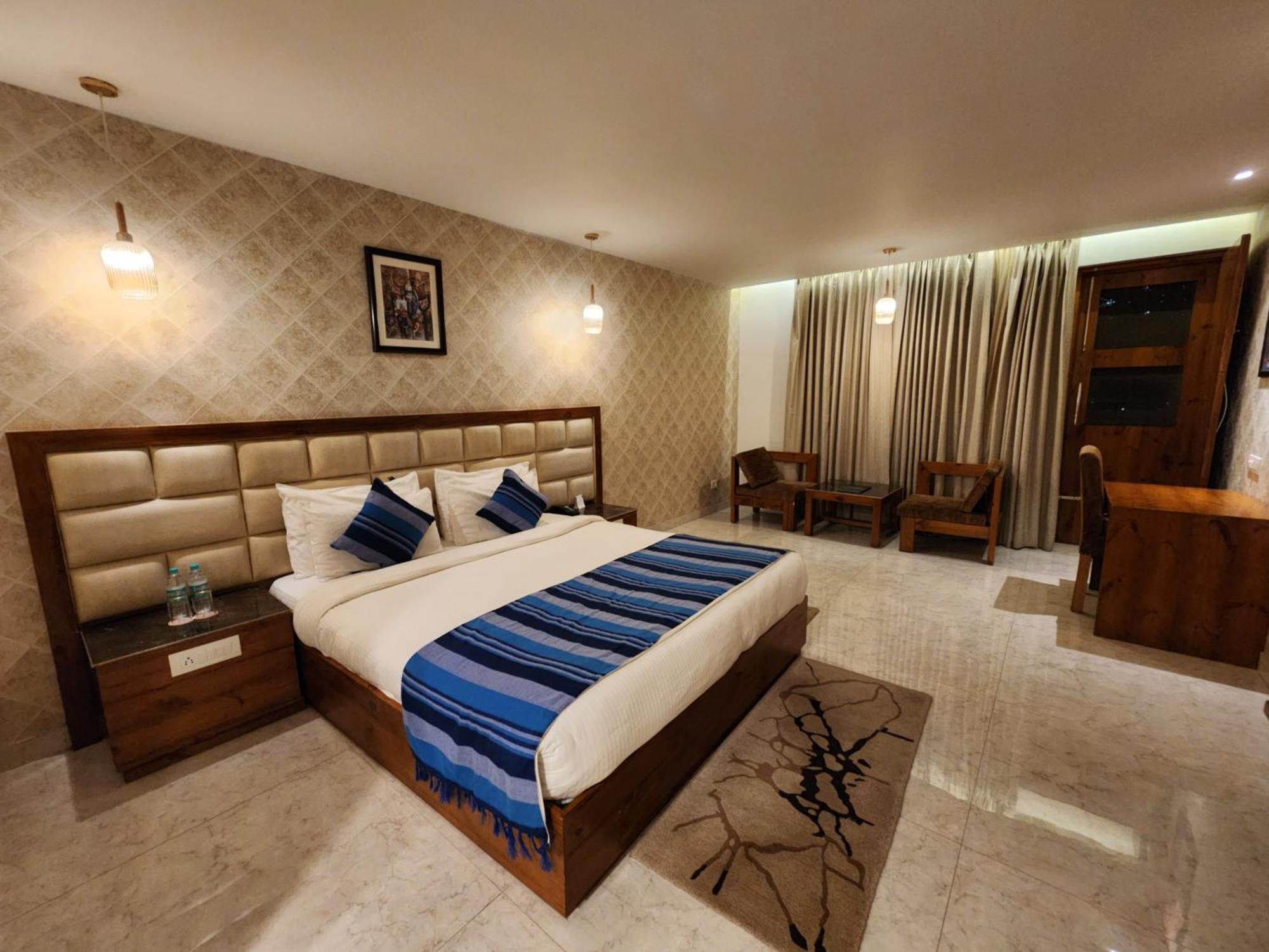 Golden Fern Resort Shimla Extérieur photo