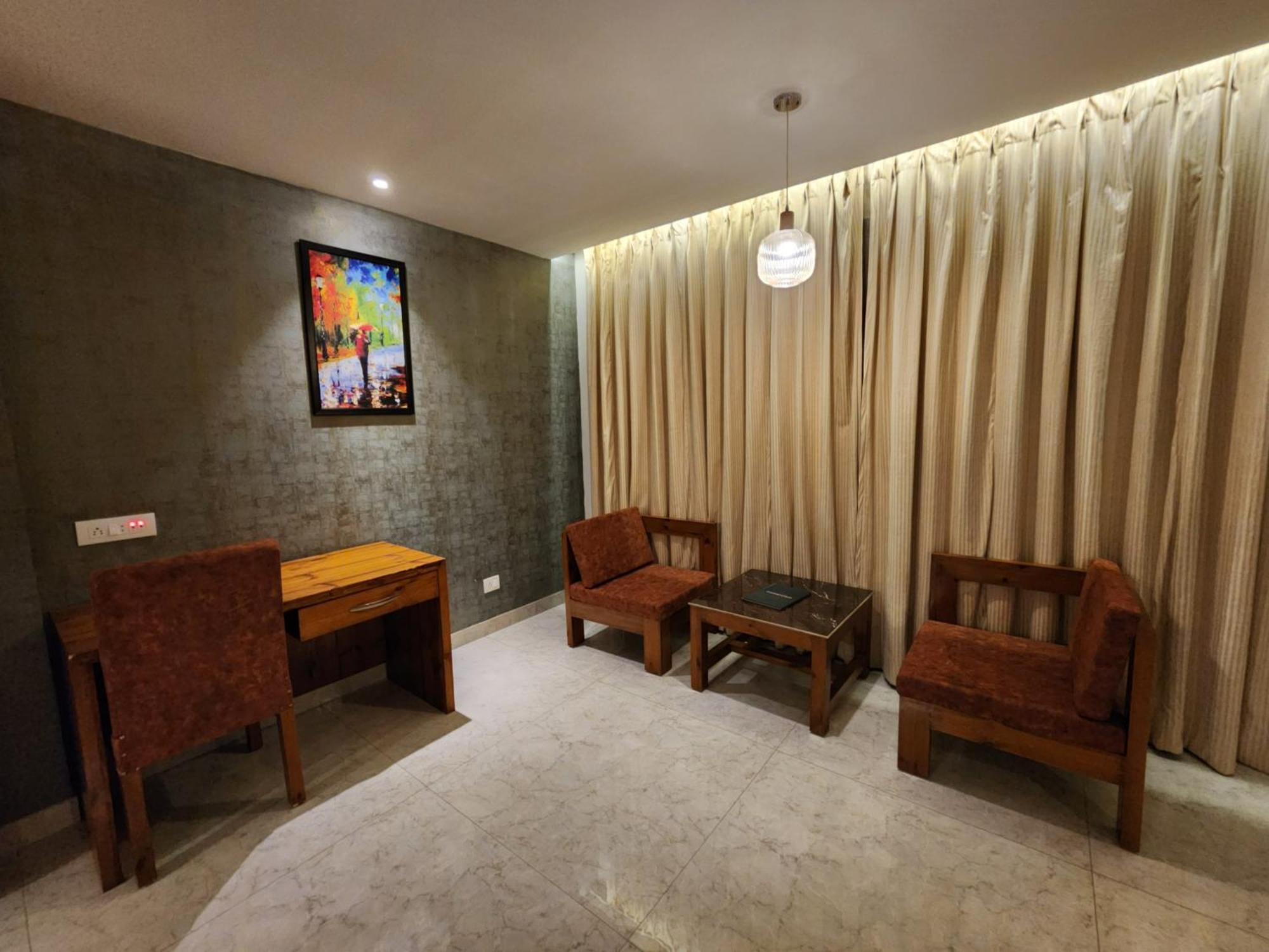 Golden Fern Resort Shimla Extérieur photo